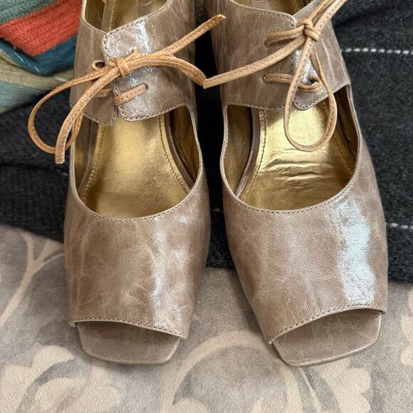 Ecco Women's Taupe/Brown Peep Toe Heels - Picture 6 of 8